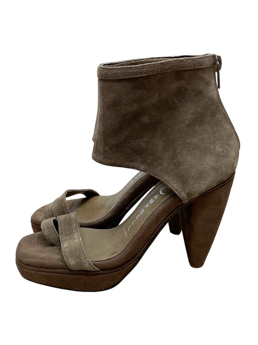 Jeffrey Campbell Zing Leather Heeled Sandal SZ 6 Taupe Square Toe Cone Heels EUC